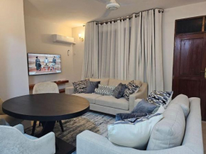A nice & cozy 2 bedroom place for great stay
